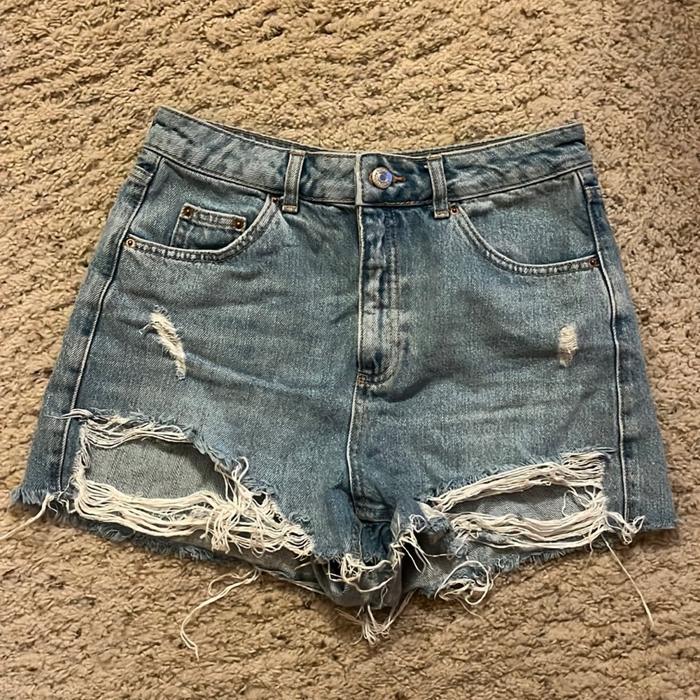 Topshop light wash mom shorts size 6